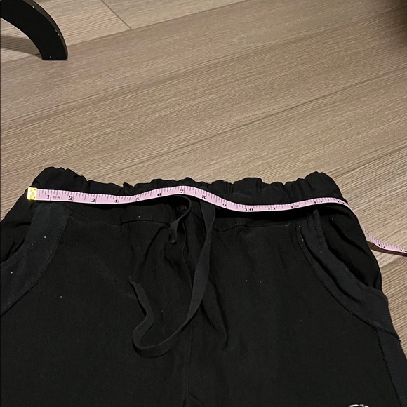 Woman’s black pants - Picture 4 of 8